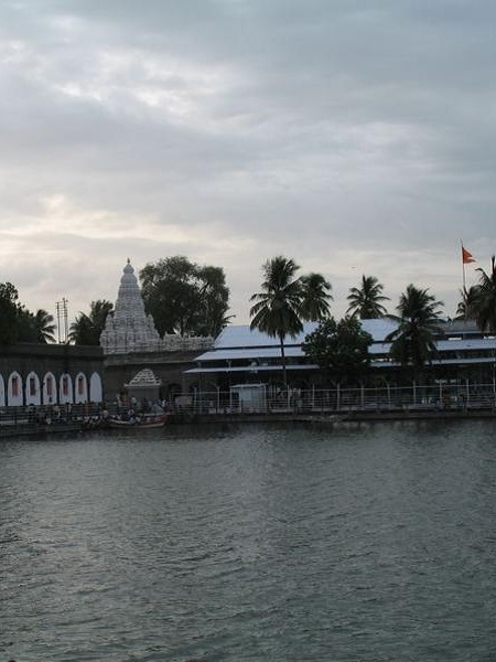 Siddheshwar_temple_Solapur